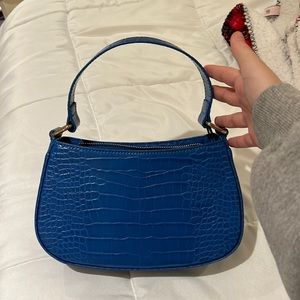 Blue shoulder bag from Aeropostale